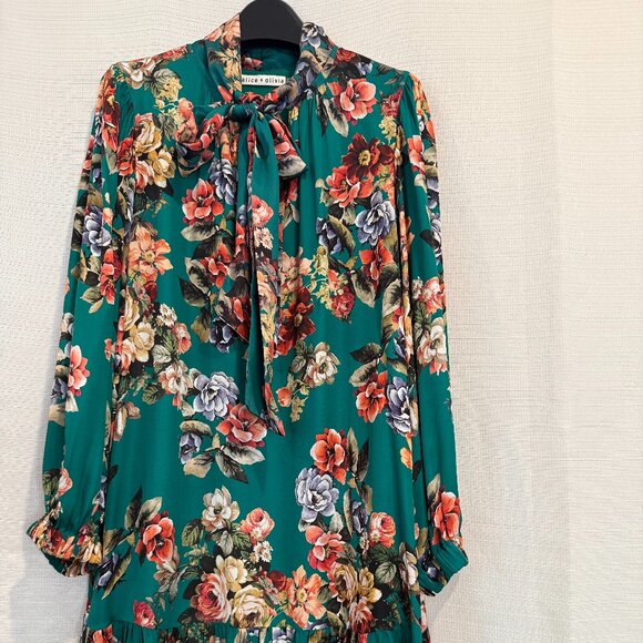 Alice and Olivia floral print M - Picture 1 of 5